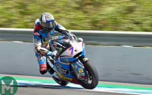 Sem luxos como controles de frenagem eletrônica da Moto2, então é isso que você tem que fazer para ser rápido. Sem luxos como controles de frenagem eletrônica da Moto2, então é isso que você tem que fazer para ser rápido.