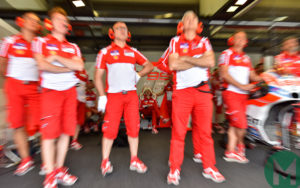 Tudo está se encaixando para o mago sábio de Bolonha. Jorge Lorenzo é a última parte do plano de Gigi Dall'Igna para trazer o título de volta para a Itália Tudo está se encaixando para o mago sábio de Bolonha. Jorge Lorenzo é a última parte do plano de Gigi Dall'Igna para trazer o título de volta para a Itália